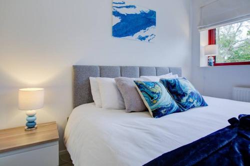 Open Mind Property - City Centre & Free Parking for Unlimited Vehicles in Fareham