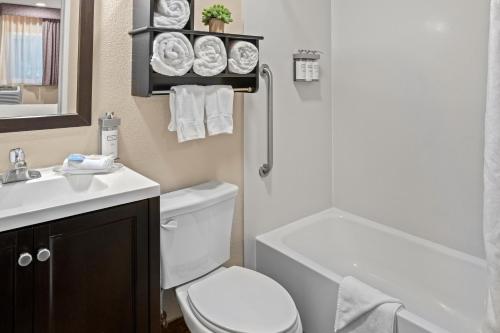 Buck Meadows Lodge - image 7