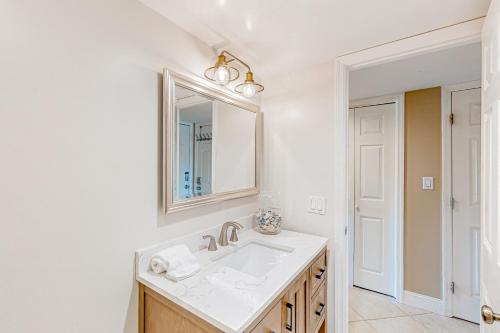 Bluff Villas 1799 Bluff Villas 1799