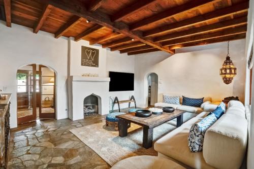 Hacienda Hideaway in Rancho Mirage, USA