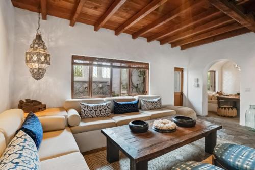 Hacienda Hideaway in Rancho Mirage, USA