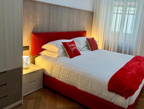 Three-Bedroom House image 10