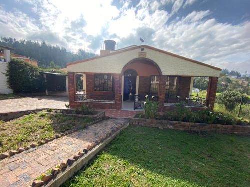 Cabañas Villa del Dorado - Paipa