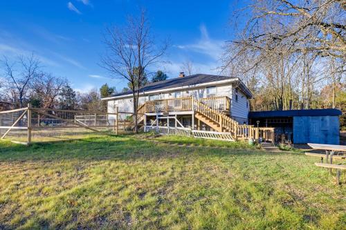 Peaceful Necedah Retreat 3 Mi to Lakes! in Arkdale, USA