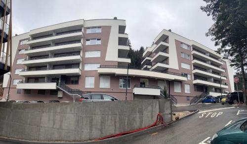 Apartman Sunce Bjelasnica in 别拉什尼察