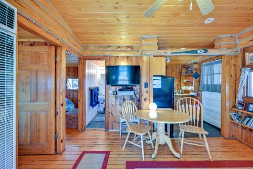 Autumnsong Fireside Cabin-Walk to DT Buena Vista - image 11