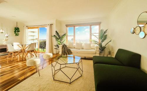 Sunkissed Boho Hilltop Haven Apartment