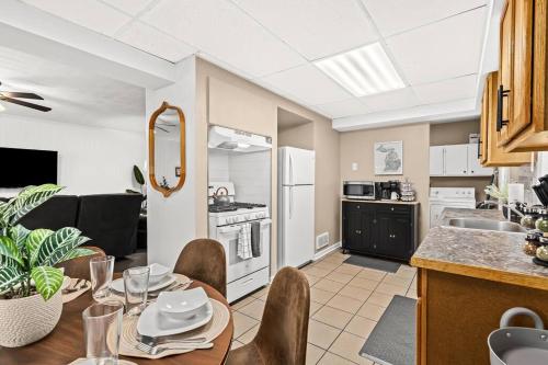 Cozy 3BR Home Friendly City of Hazel Park in Hazel Park