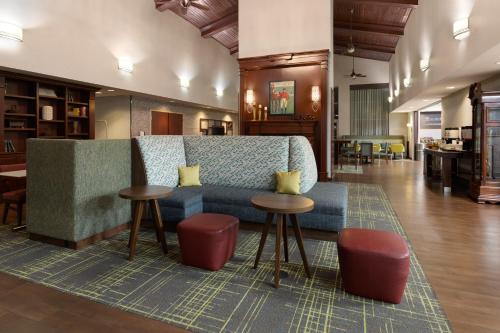 Lobby, Hampton Inn & Suites Scottsburg in Scottsburg (IN)