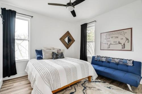 Instagrammable Home w/ Rooftop Deck, 3 bdrm Suites in Nashville, USA