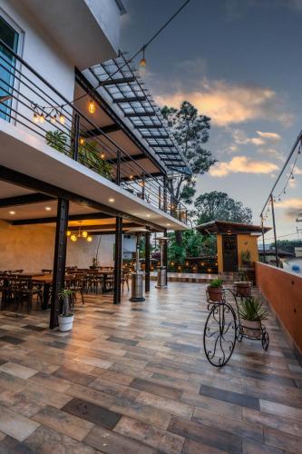 Casa Tizates-"Laguna N" Habitación doble in Valle de Bravo, Mexico