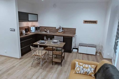 Tout confort. Appartement 2 pers. centre-ville in Le Creusot