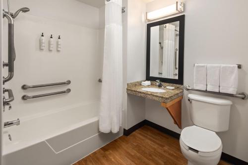 TownePlace Suites by Marriott Minneapolis Downtown/North Loop