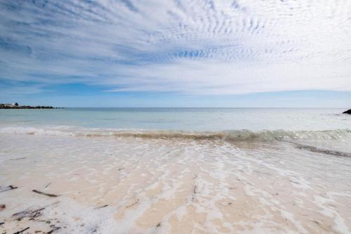 Florida Keys Sea Isle Condo Ocean Front Private Beach