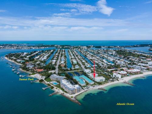 Florida Keys Sea Isle Condo Ocean Front Private Beach