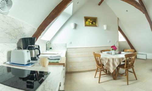 virtuve, Le Clos des Courtines in Mevēna