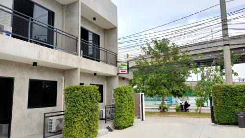 The Loftel Resort - 출입구