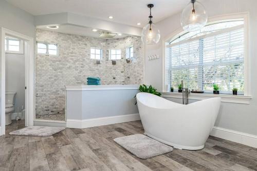 Winter Promo-Pool, Beach, Golf Cart, Putting Green in 印地安巖海灘 (FL)