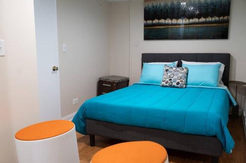 2BR Northside Bliss, Near Parks and Dining in Chicago, USA