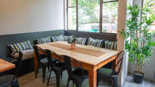 Hump Backpackers - image 12