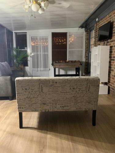 Blue Ivey Estates - 5 miles from Ft. Moore in Columbus, USA