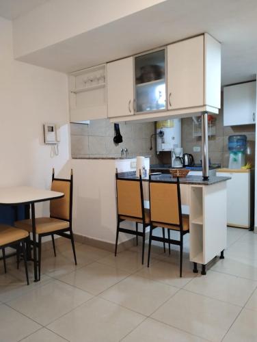 One-Bedroom Apartment image 6
