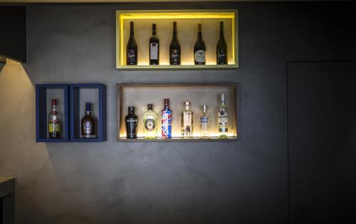 Somewhere - Estoril Guesthouse - image 9