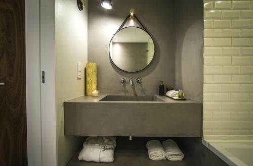 Somewhere - Estoril Guesthouse - image 13