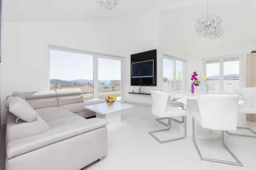 Apartment Royal - image 6