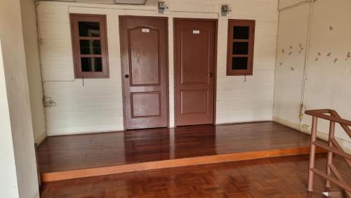 กินๆนอนๆ ห้องพักราคาประหยัดสุดๆ only sleep good dream near Promenada Chiangmai