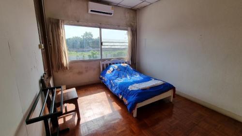 กินๆนอนๆ ห้องพักราคาประหยัดสุดๆ only sleep good dream near Promenada Chiangmai