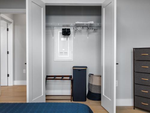 Stunning 2BR Condo in Assembly Square East Somerville in Somerville, USA