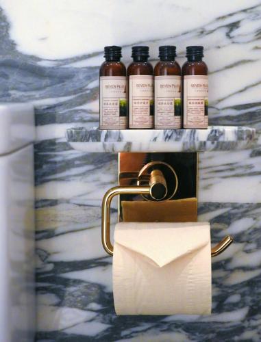 Hotel Kapok Shenzhen HouHai (Close to Shenzhen Bay)