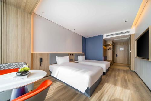 Holiday Inn Express Hangzhou Airport, an IHG Hotel