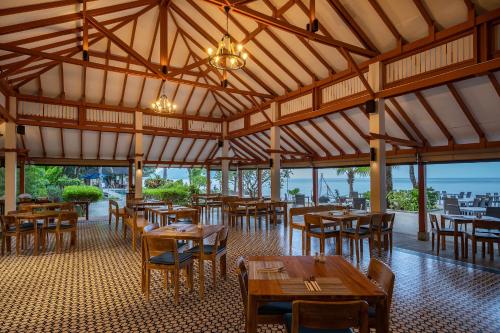 Centara Chaan Talay Resort & Villas - 레스토랑