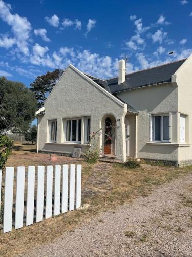 Maison et PISCINE proche de la plage - 8 personnes