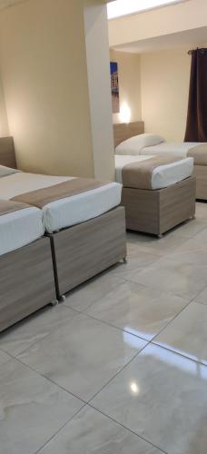 Allegro Hotel - image 3