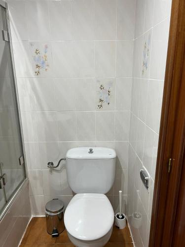 Double Room with Private Bathroom image 10