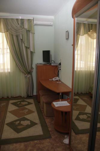 Kristina Hotel - image 4