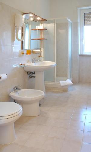 Hotel Cassia - main image