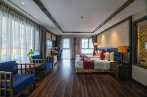 Senior Deluxe Twin Room