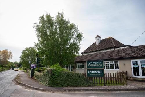 Bridge Inn - image 6