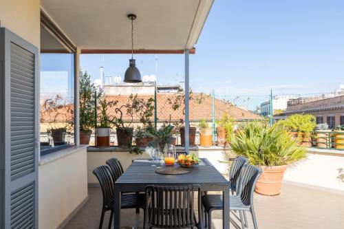 iFlat Magical flat by the Tiber, Rome