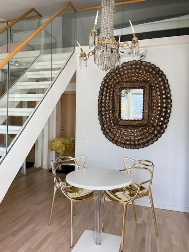 Elegant Penthouse Loft