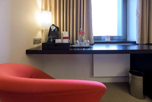 Ramada Plaza Bucharest - image 7