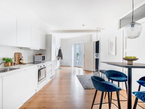 Sanders Leaves - Chic Three-Bedroom Apartment In Downtown Copenhagen, Copenhague (foto 10)