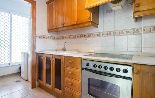 Nice Apartment In Xeraco With Kitchen