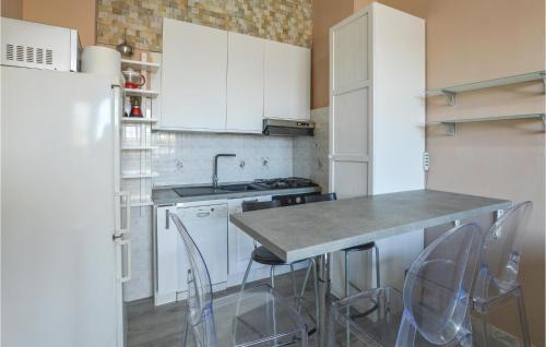 Cocina, Stunning Apartment In Varazze With Wifi in Varazze