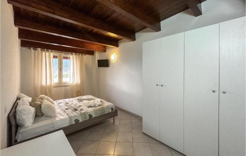 2 Bedroom Nice Apartment In Lecce Nei Marsi in Gioia Dei Marsi