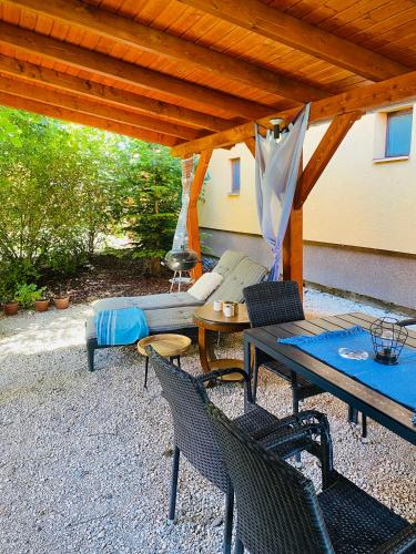 puutarha, Borostyan Apartmanhaz in Morahalom